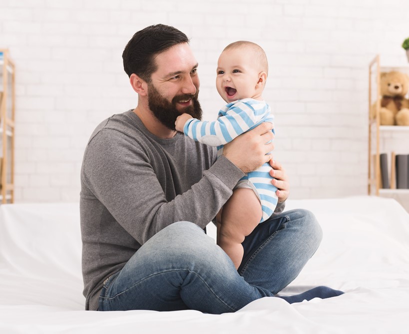 Jugar con papá impulsa el desarrollo infantil